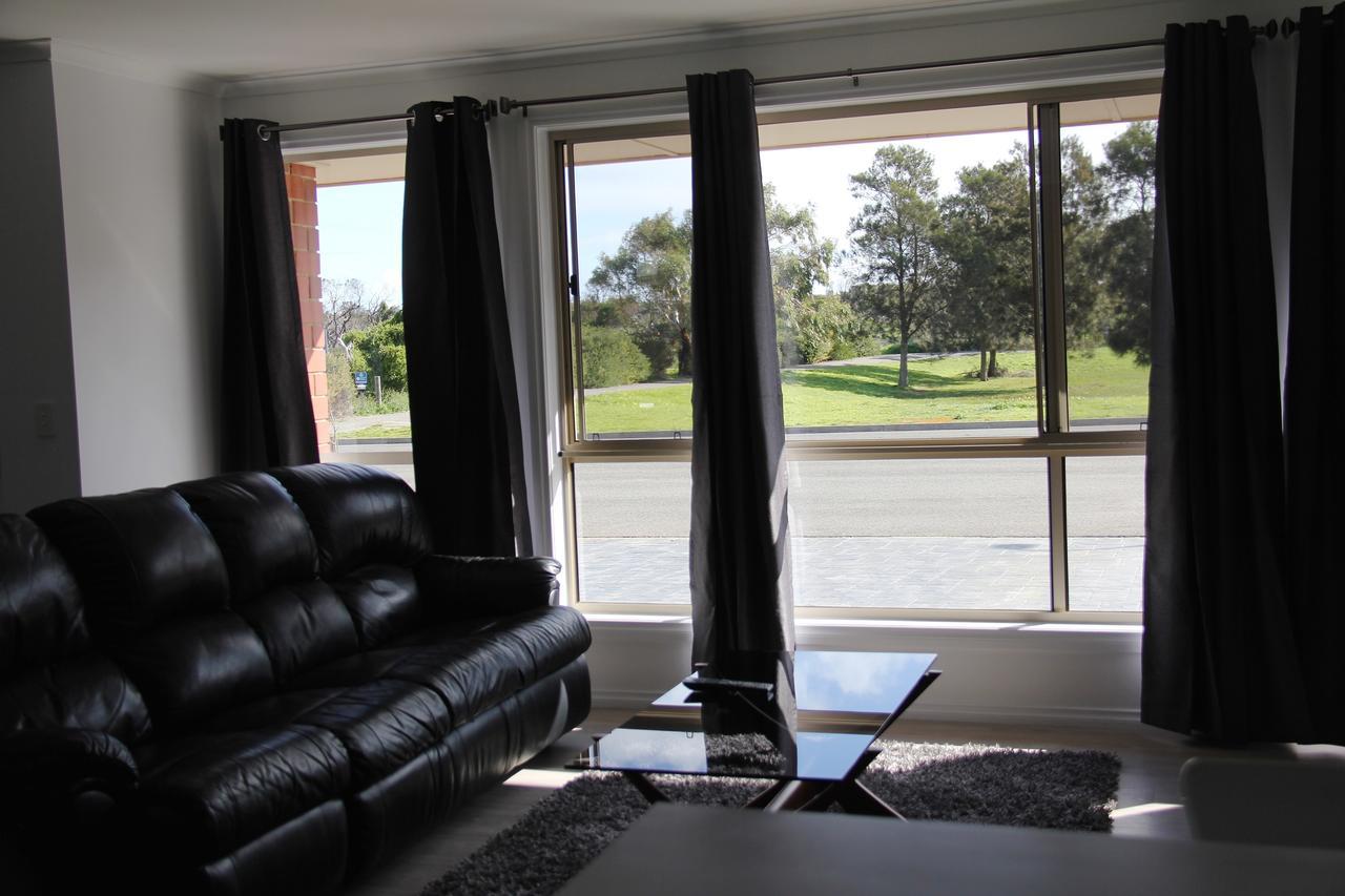 Lure Bed And Breakfast Normanville Exterior photo
